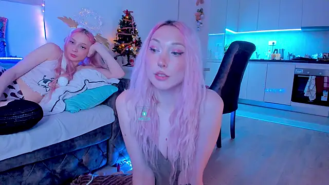 Snapshot of AlexRoseLiRed chatting on 12-18-24, 11:08 AlexRoseLiRed online show from 12-18-24, 11:08