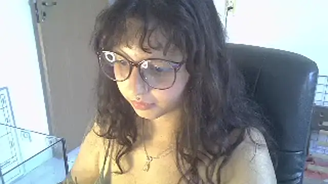Snapshot of myamillor chatting on 12-07-24, 02:46 myamillor online show from 12-07-24, 02:46