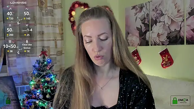 Snapshot of Queenymel chatting on 12-26-24, 04:25 Queenymel online show from 12-26-24, 04:25