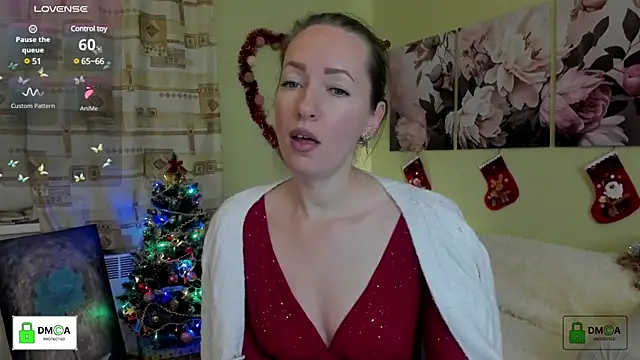 Snapshot of Queenymel chatting on 01-02-25, 02:57 Queenymel online show from 01-02-25, 02:57