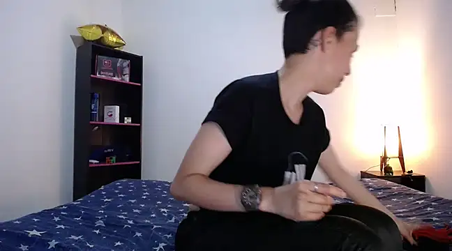 Snapshot of Cocain_Atenea chatting on 02-25-25, 07:14 Cocain Atenea online show from 02-25-25, 07:14