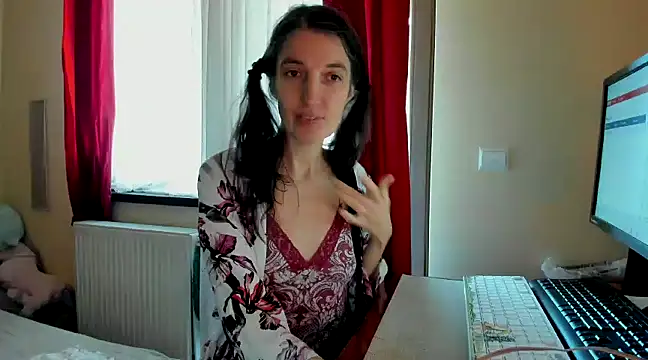 AliceisHome online show from 01-05-25, 10:32