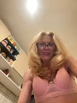 adella13 online show from 01-17-25, 02:28