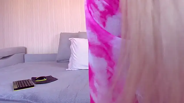 elza mature online show from 02-23-25, 12:37