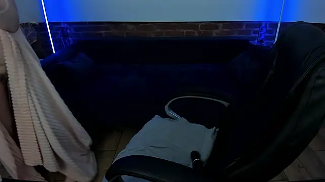 Kamilla Hot online show from 02-12-25, 12:58