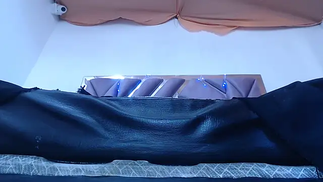 morenahott1 online show from 01-07-25, 02:51