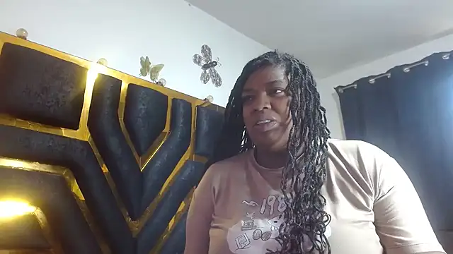 morenahott1 online show from 06-02-26, 03:03