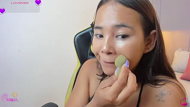 isabella florez online show from 05-26-26, 01:34