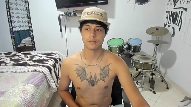 Snapshot of Zack_falcon chatting on 07-18-26, 12:04 Zack falcon online show from 07-18-26, 12:04