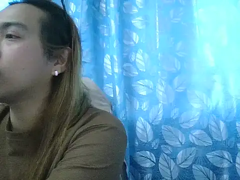 Snapshot of Your_PrettyGirlxxx chatting on 04-13-26, 12:05 Your PrettyGirlxxx online show from 04-13-26, 12:05