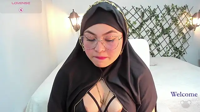 Hana    online show from 03-02-26, 11:22