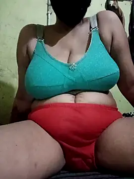 silkyrani123 online show from 10-25-25, 06:13