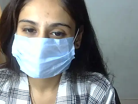 rekhabb123 online show from 06-30-26, 11:55
