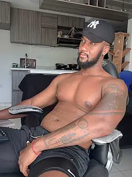 blackdrey18 online show from 10-03-25, 04:37