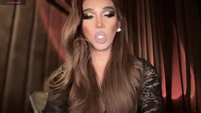 Lo la 69 online show from 10-25-25, 04:53