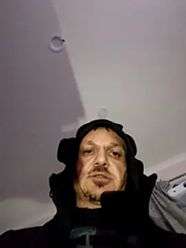 Snapshot of TheTree13 chatting on 04-03-26, 11:30 TheTree13 online show from 04-03-26, 11:30