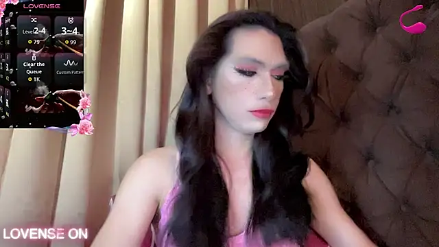 Snapshot of QUEEN_LILITH chatting on 07-11-26, 10:07 QUEEN LILITH online show from 07-11-26, 10:07