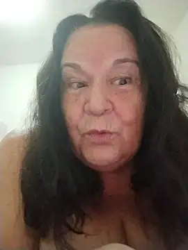 Yaya Mineira online show from 03-18-26, 11:41