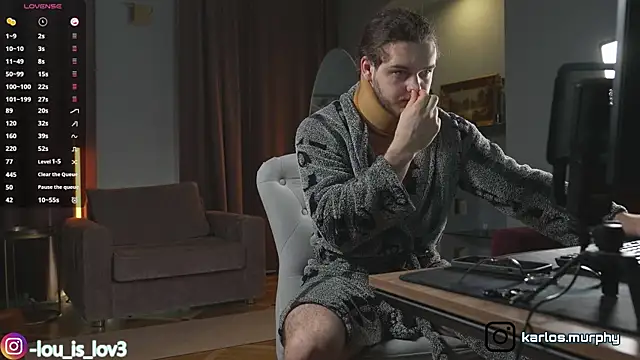 Louis Karlos online show from 11-12-25, 04:02