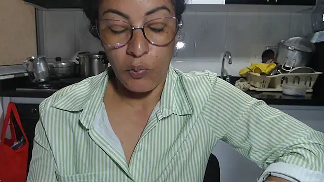 kateleyagrey online show from 09-19-25, 03:13