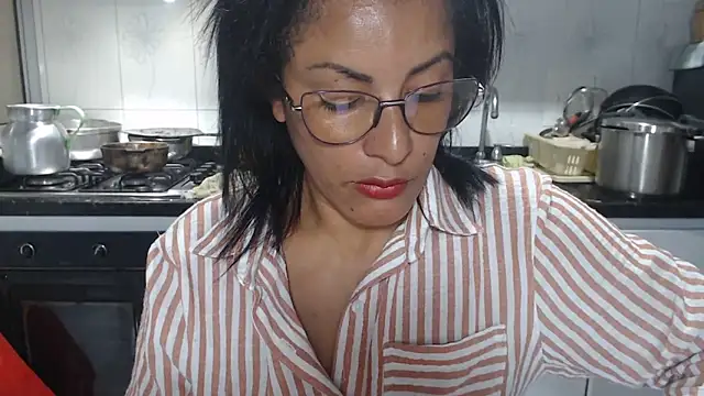 kateleyagrey online show from 11-07-25, 07:47