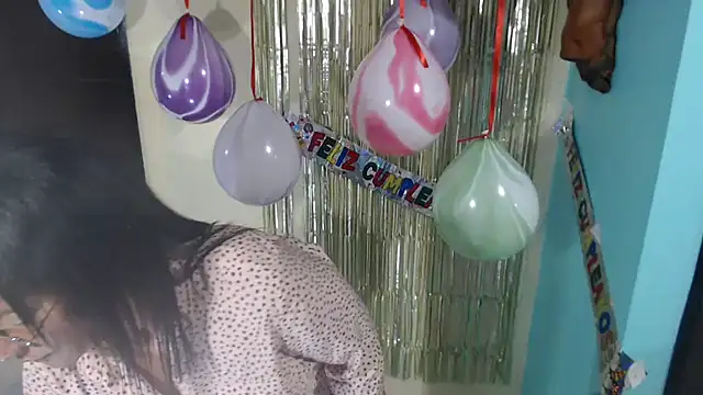 kateleyagrey online show from 11-19-25, 10:54