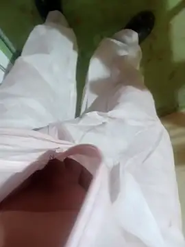 Snapshot of GeilerSchweizer chatting on 12-05-25, 01:09 GeilerSchweizer online show from 12-05-25, 01:09