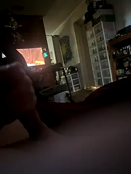 Snapshot of whitestroker chatting on 11-03-25, 06:20 whitestroker online show from 11-03-25, 06:20