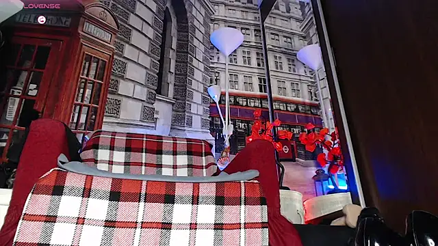 Snapshot of IamIris69 chatting on 09-26-25, 06:56 IamIris69 online show from 09-26-25, 06:56