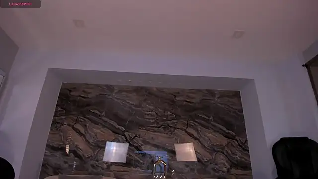 RoseFerrera online show from 09-10-25, 08:42