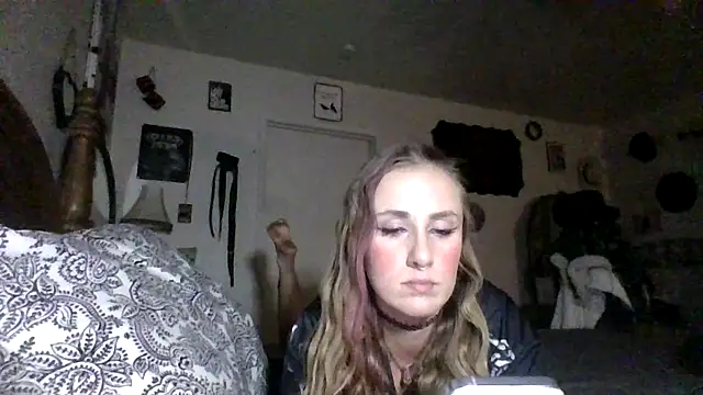 ClumsyLink online show from 09-24-25, 12:41