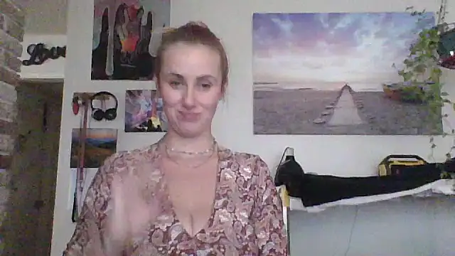 ClumsyLink online show from 10-22-25, 09:36