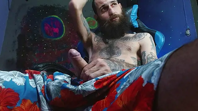 Snapshot of Tatted21xxx chatting on 01-08-25, 06:31 Tatted21xxx online show from 01-08-25, 06:31