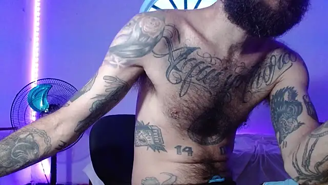 Snapshot of Tatted21xxx chatting on 10-09-25, 06:06 Tatted21xxx online show from 10-09-25, 06:06