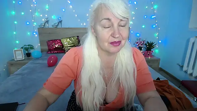 BlondyLeeBest online show from 01-19-25, 11:00