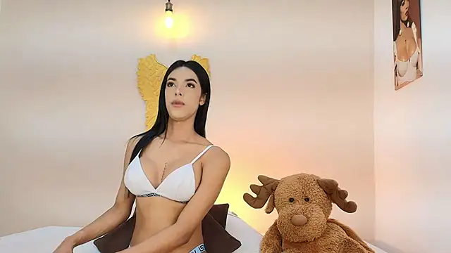 Snapshot of salome_Collins_1 chatting on 11-23-25, 08:08 salome Collins 1 online show from 11-23-25, 08:08