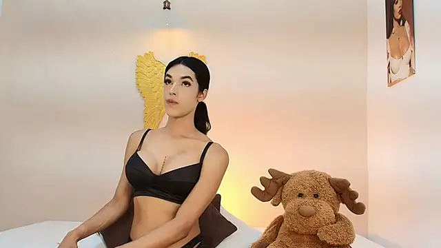 Snapshot of salome_Collins_1 chatting on 11-27-25, 10:56 salome Collins 1 online show from 11-27-25, 10:56