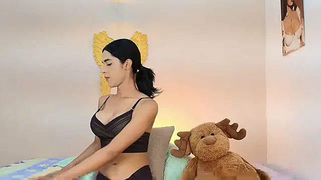 salome Collins 1 online show from 05-18-26, 11:43