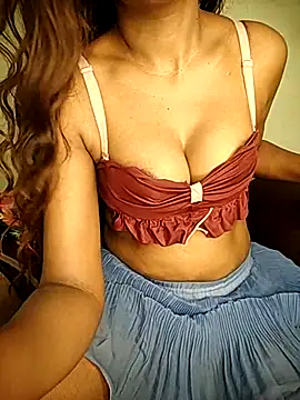 Snapshot of Indian-Squirt chatting on 03-18-25, 12:25 Indian-Squirt online show from 03-18-25, 12:25