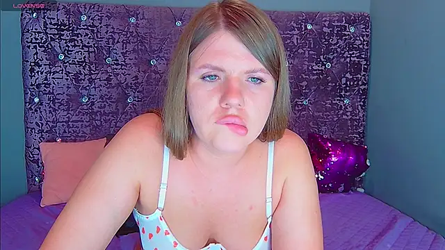 Snapshot of NoraBigAss chatting on 02-13-25, 07:45 NoraBigAss online show from 02-13-25, 07:45