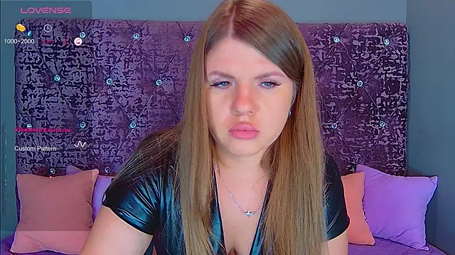 Snapshot of NoraBigAss chatting on 03-04-25, 01:55 NoraBigAss online show from 03-04-25, 01:55