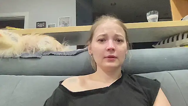 CharmingSarah online show from 04-08-26, 04:40