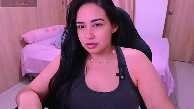 Snapshot of _anastasia chatting on 06-25-26, 06:45 anastasia online show from 06-25-26, 06:45