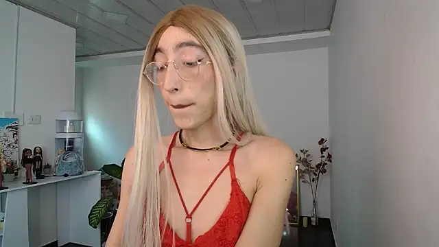 NicoleCortez online show from 01-28-25, 07:42