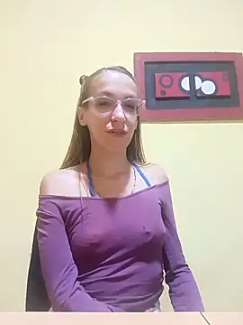 Snapshot of lolisex91 chatting on 04-10-26, 11:20 lolisex91 online show from 04-10-26, 11:20