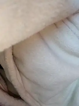 Snapshot of LoGaNfree88 chatting on 11-18-25, 02:39 LoGaNfree88 online show from 11-18-25, 02:39