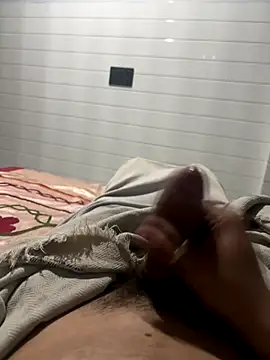 Snapshot of indianhardcore876 chatting on 10-15-25, 08:31 indianhardcore876 online show from 10-15-25, 08:31