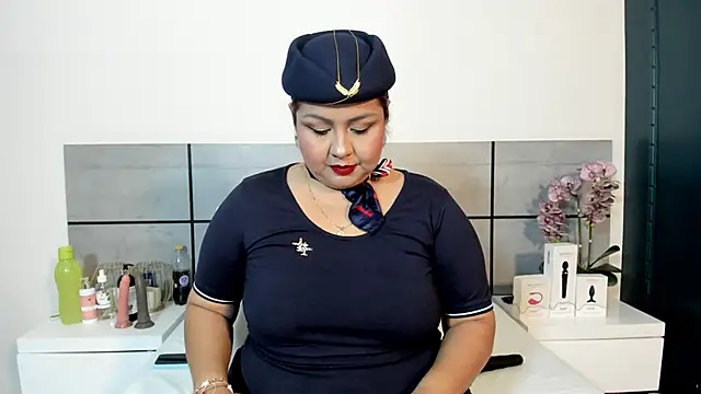 EmmaSmith2 online show from 11-24-25, 02:33