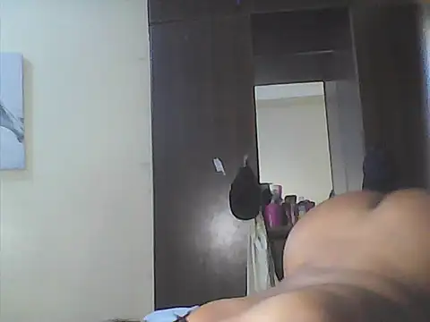 Snapshot of Naughty_Laurah chatting on 11-30-25, 11:25 Naughty Laurah online show from 11-30-25, 11:25