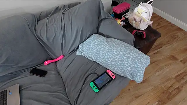 Snapshot of EmoDream1998 chatting on 02-28-25, 11:23 EmoDream1998 online show from 02-28-25, 11:23